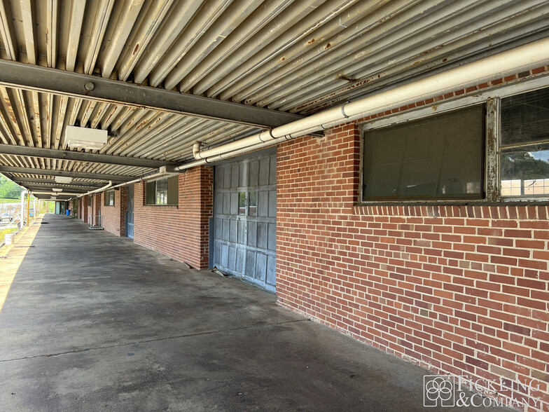 Primary Photo Of 311 Lawrence Rd, Milledgeville Warehouse For Lease