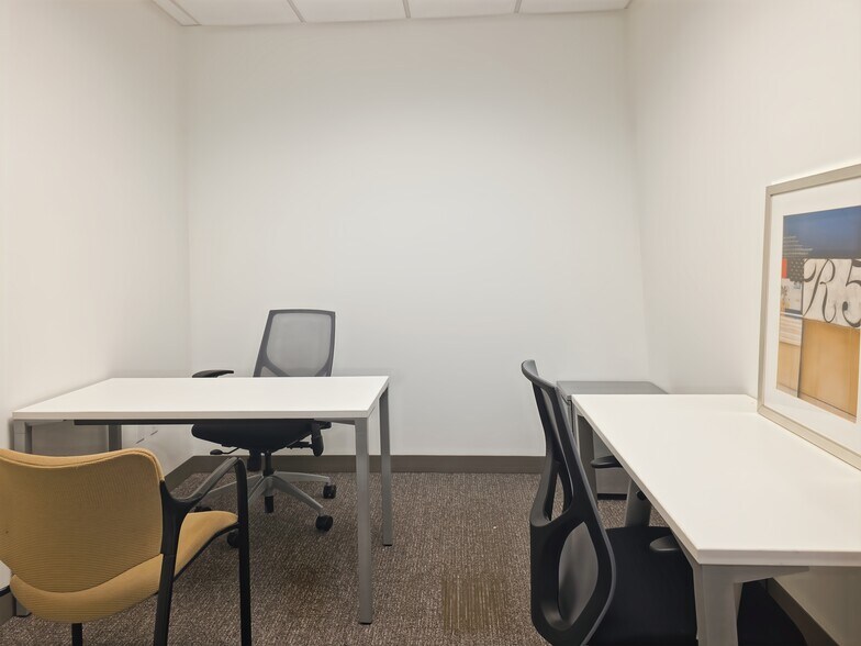 More Photos Of 495 Grand Blvd, Miramar Beach Coworking Space