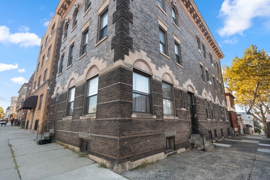 More Photos Of 69 Hague St, Jersey City Apartments For Sale
