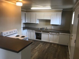 More Photos Of 7723 W Sunset Hwy, Spokane Apartments For Sale