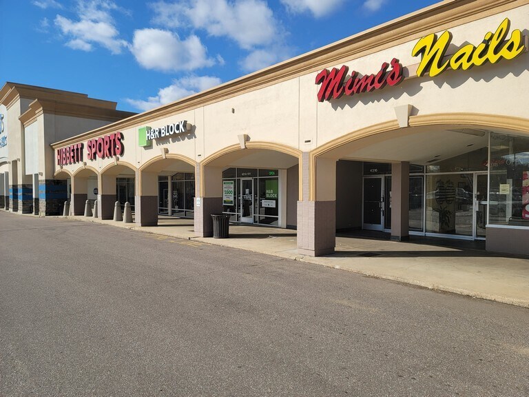 More Photos Of 4264-4320 Summer Ave, Memphis Unknown For Lease