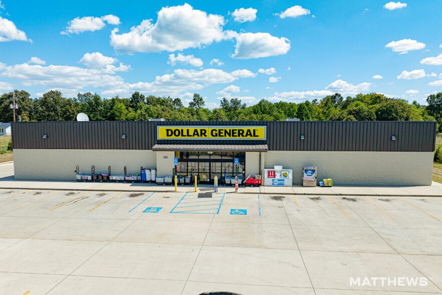Primary Photo Of 5525 Edmonton Rd, Greensburg Convenience Store For Sale