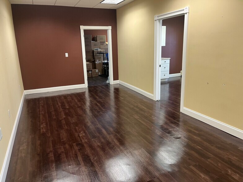 More Photos Of 335 Broad St, Clifton Office For Lease