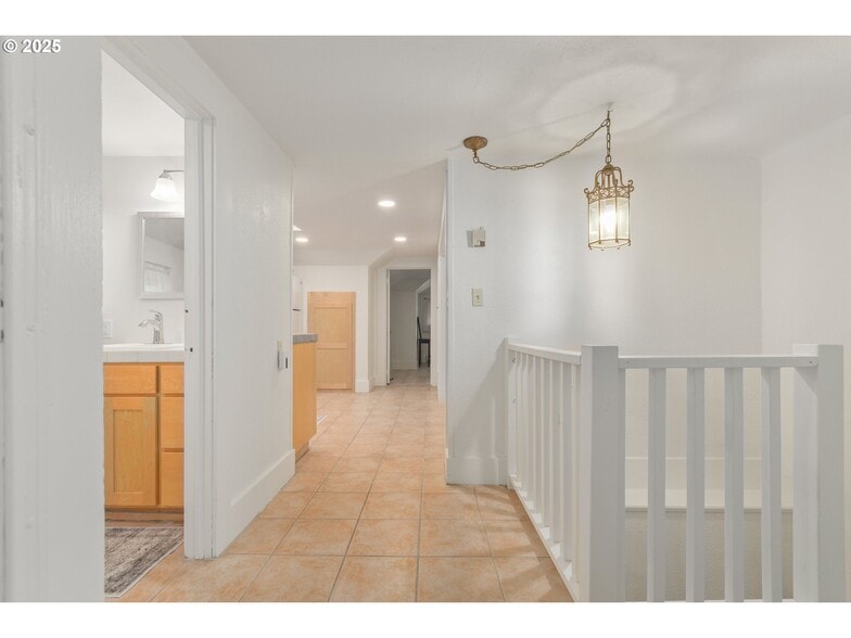 More Photos Of 1492 Pearl St, Eugene Office For Sale