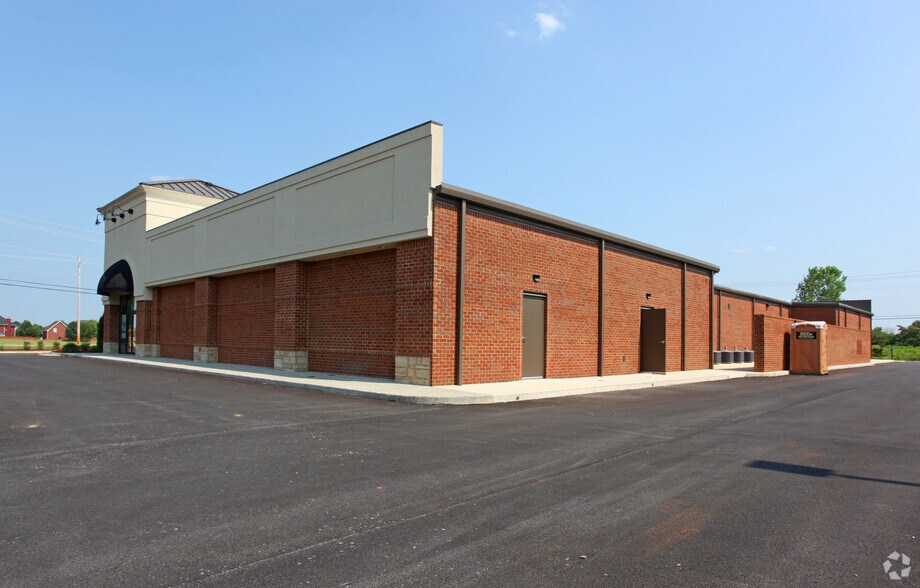 More Photos Of 11156 County Line Rd, Madison Unknown For Lease