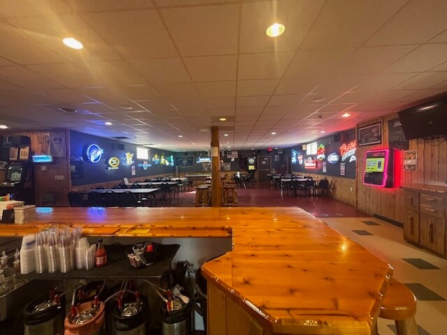 More Photos Of 120 Manninen Ave, Wolf Lake Specialty For Sale