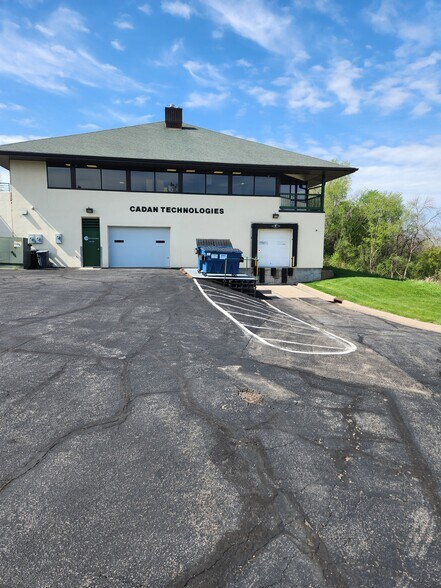 More Photos Of 4131 Old Sibley Memorial Hwy, Eagan Light Distribution For Lease