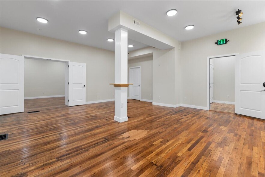 More Photos Of 901 8th St, Radford Apartments For Lease