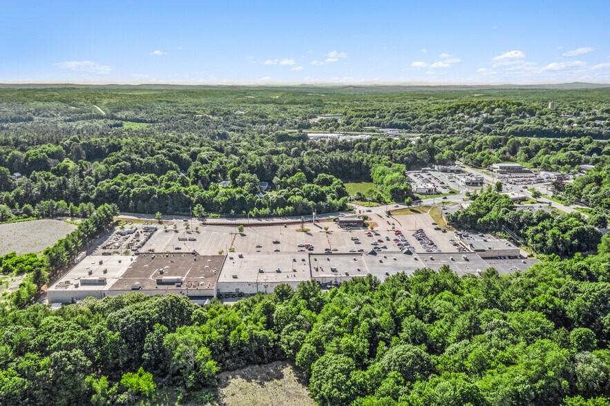 More Photos Of 326-384 Timpany Blvd, Gardner Unknown For Lease