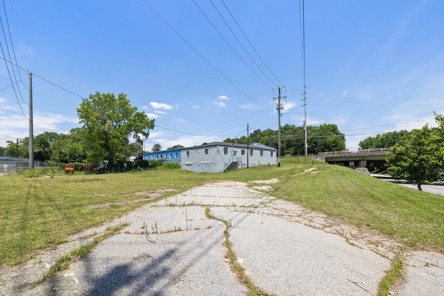 More Photos Of 1200 Central Ave, Atlanta Industrial For Sale