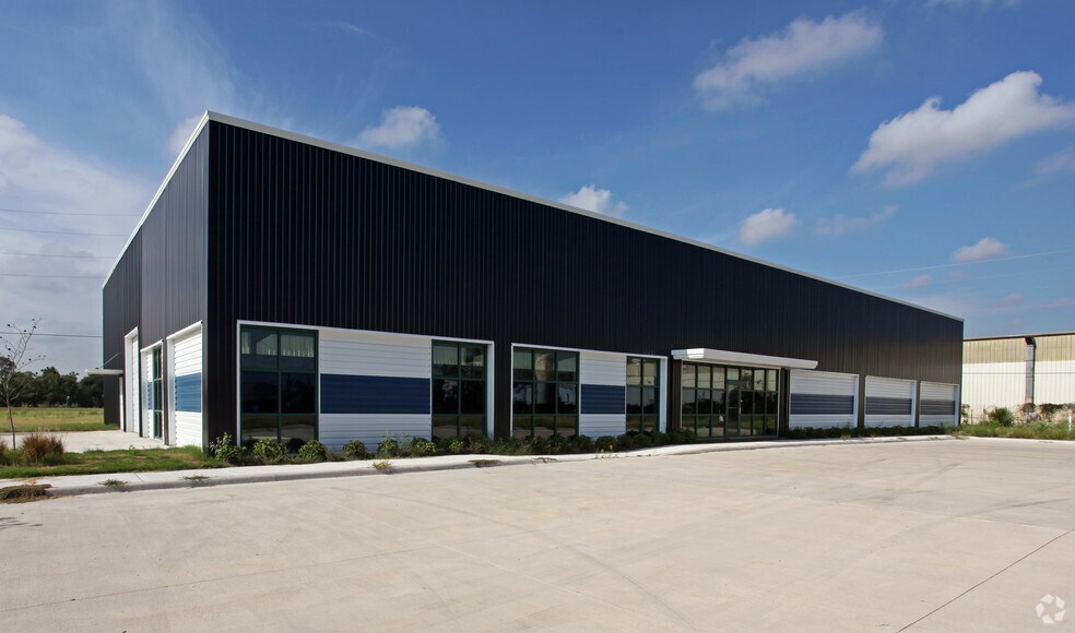 More Photos Of 13731 FM 529 Rd, Houston Industrial For Lease