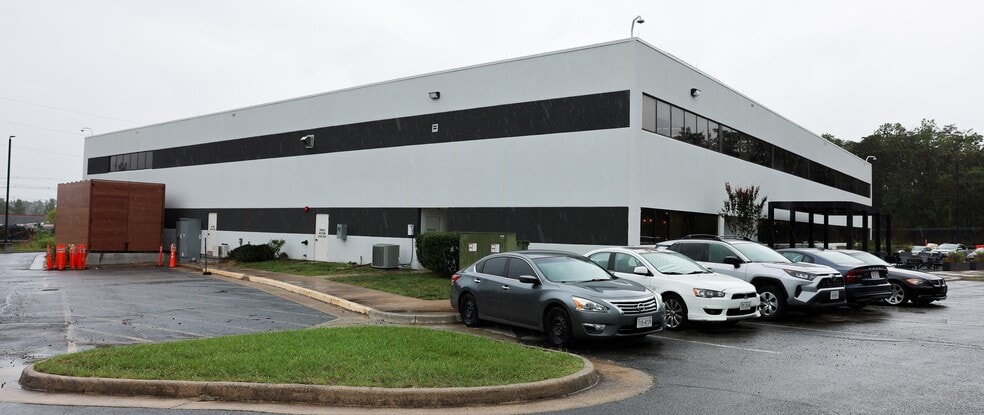 Primary Photo Of 8050 Piney Branch Ln, Bristow Office For Sale