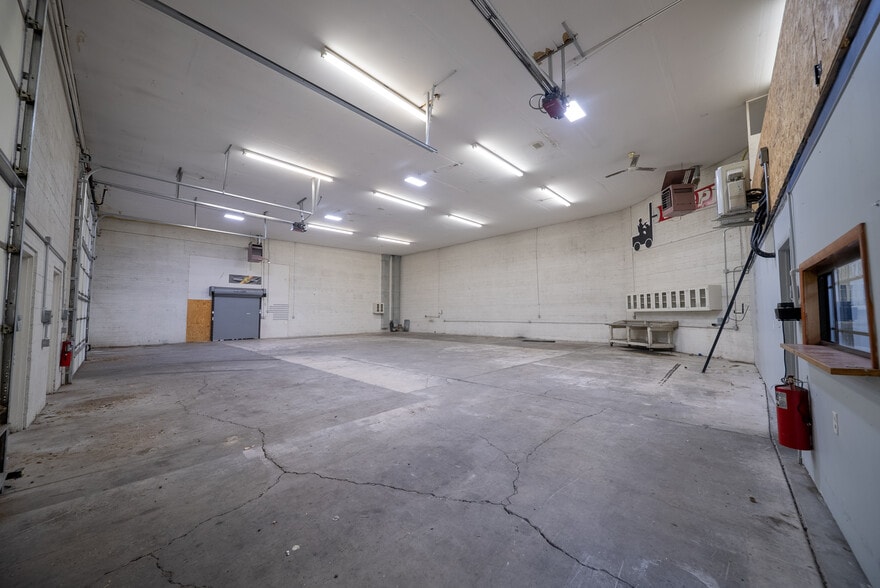 More Photos Of 2720 E Lakin Dr, Flagstaff Service For Lease