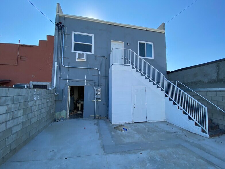 More Photos Of 8317 Whittier Blvd, Pico Rivera Storefront Retail Residential For Sale
