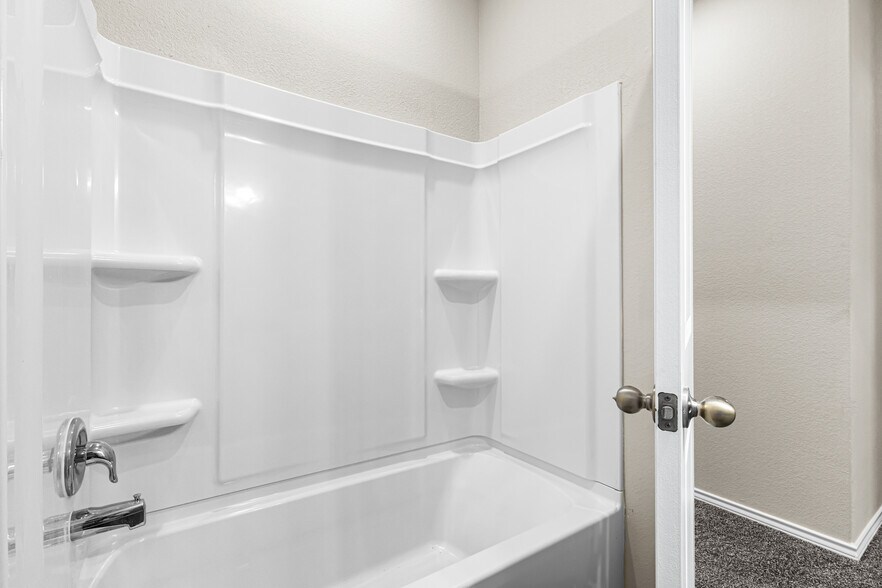 More Photos Of 8911 FM 1560, San Antonio Multifamily For Sale