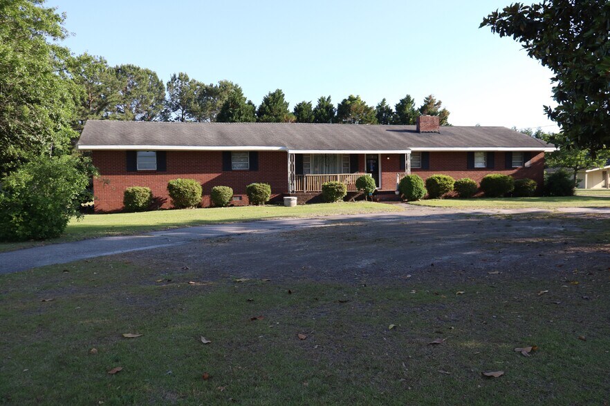 More Photos Of 1107 Erwin Rd, Dunn Healthcare For Sale