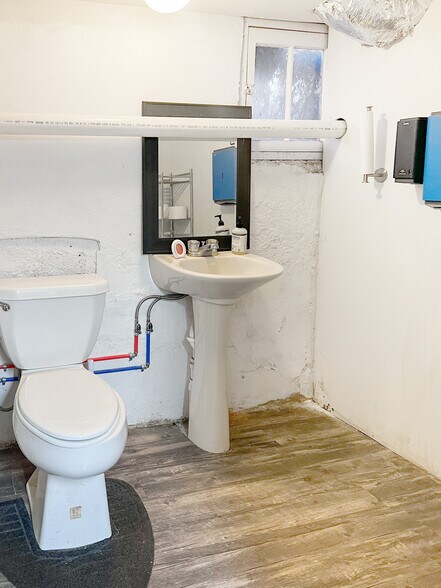 More Photos Of 319 Oklahoma Blvd, Alva Restaurant For Sale