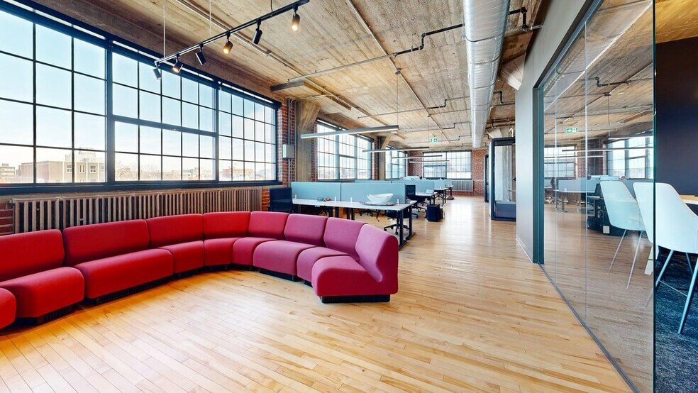 More Photos Of 400 Av Atlantic, Montréal Office For Lease