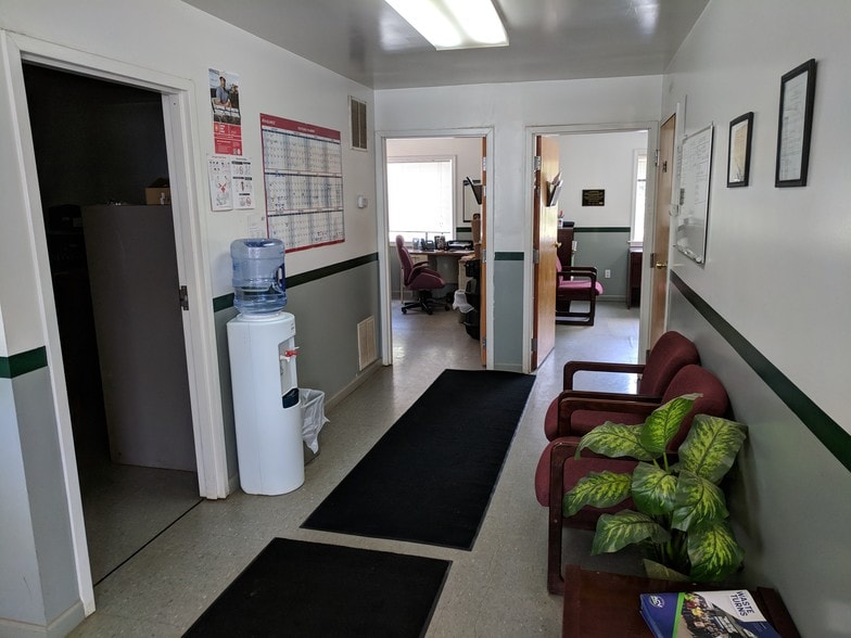 More Photos Of 1106 River Rd, New Windsor Township Warehouse For Sale