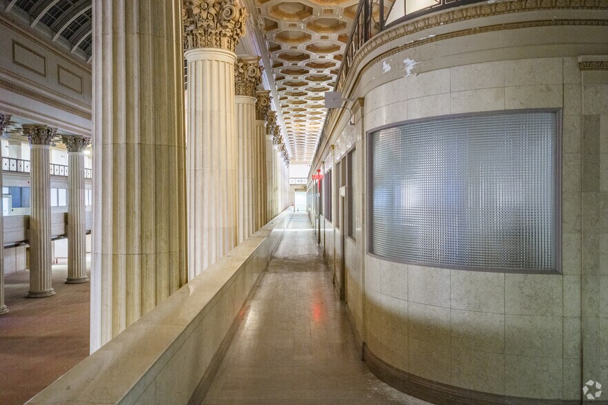 More Photos Of 925 Euclid Ave, Cleveland Office For Sale