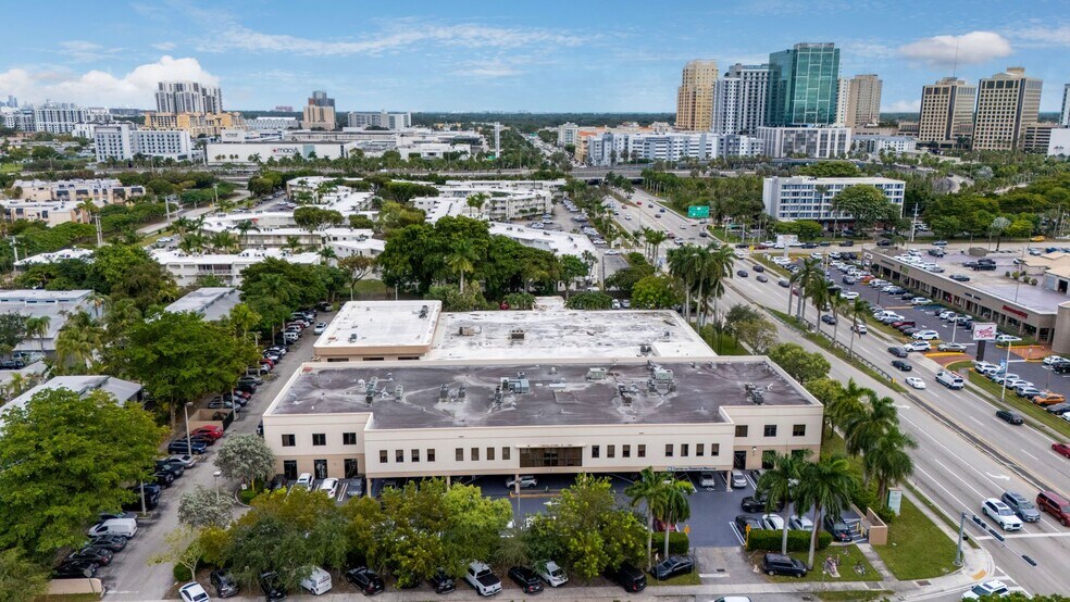 More Photos Of 7887 N Kendall Dr, Miami Medical For Lease