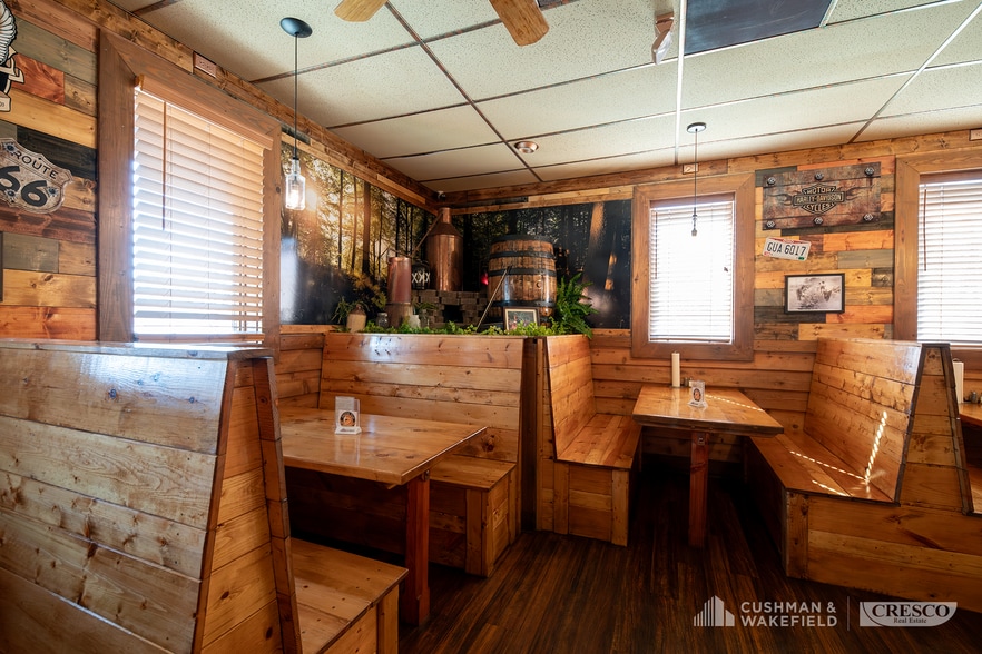 More Photos Of 2000 Midway Mall, Elyria Restaurant For Sale