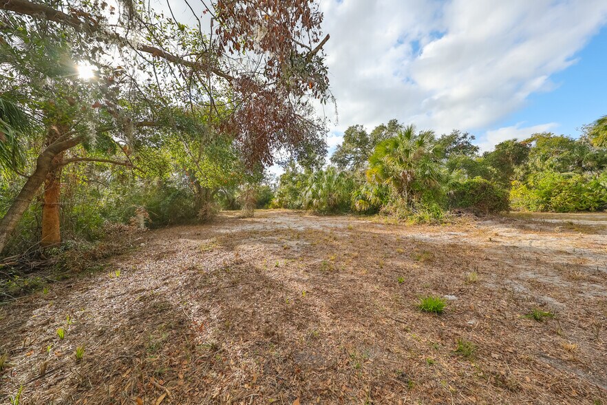 More Photos Of 8839 Richmond St, Gibsonton Land For Sale
