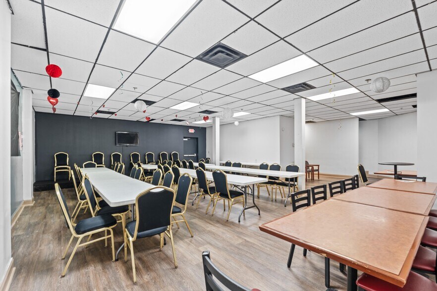 More Photos Of 1975 Haggard Ct, Lexington Religious Facility For Sale