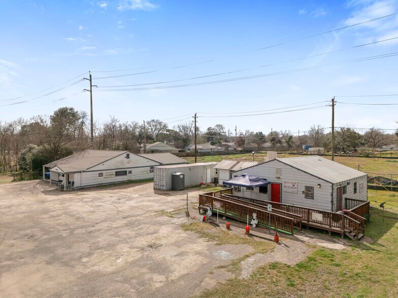 More Photos Of 9202 Ashville Dr, Houston Shelter For Sale