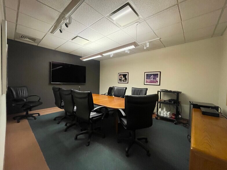 More Photos Of 708 Philadelphia Pike, Wilmington Office For Sale