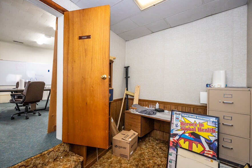 More Photos Of 420 E Pike St, Kirklin Religious Facility For Sale