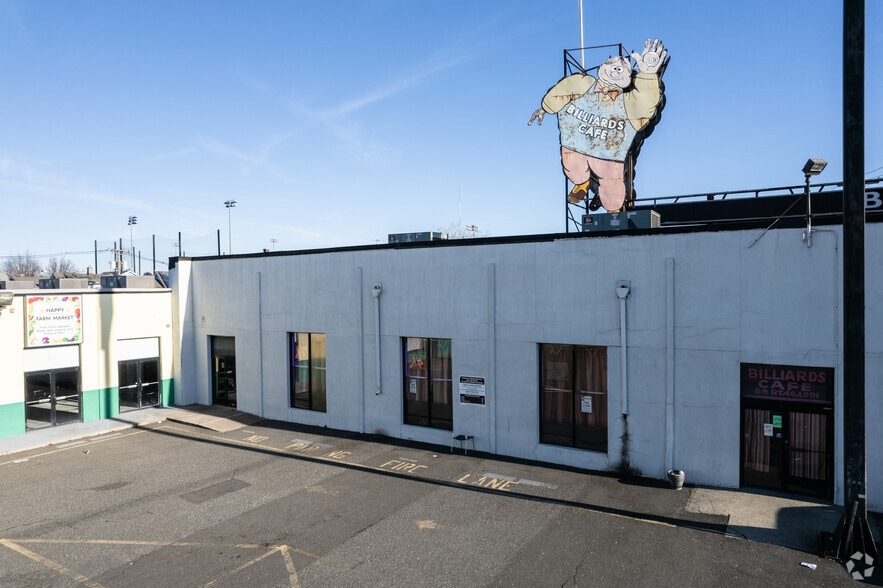 More Photos Of 61-69 Rt 46, Lodi Flex For Sale