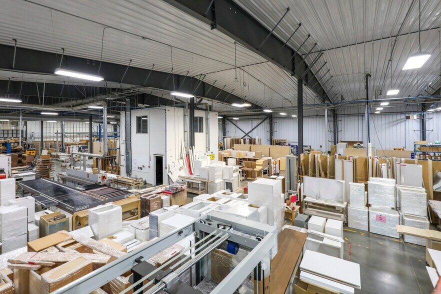 More Photos Of 1500 Springhill Rd, Parksville Manufacturing For Sale