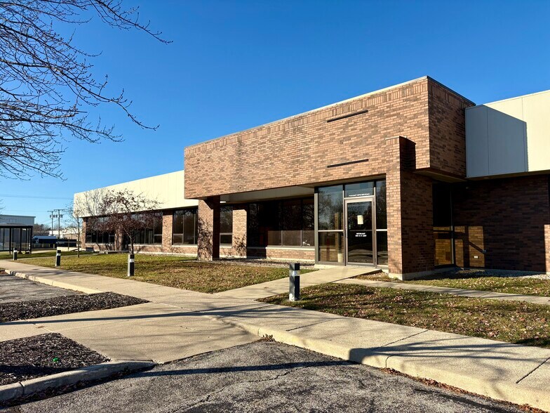 More Photos Of 703 E Kercher Rd, Goshen Manufacturing For Lease