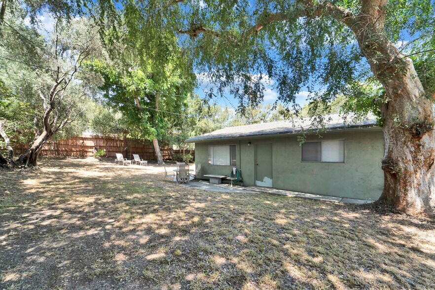 More Photos Of 4227 Van Nuys Blvd, Sherman Oaks Apartments For Sale