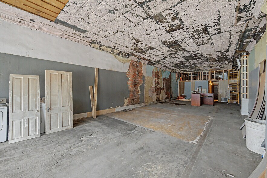 More Photos Of 726 12th St, Belle Plaine Specialty For Sale