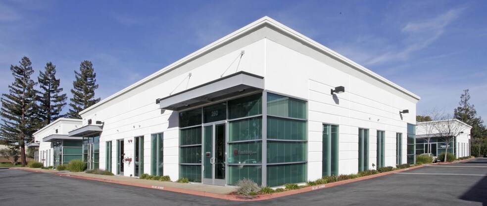 Primary Photo Of 559 Clyde Ave, Mountain View Research And Development For Lease