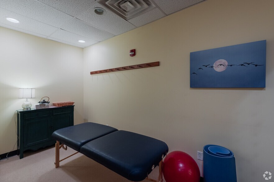 More Photos Of 201 S Highland Ave, Pittsburgh Office For Lease