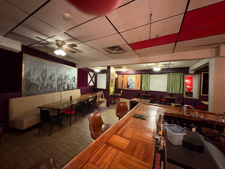 More Photos Of 534 W Ridge Rd, Rochester Restaurant For Sale