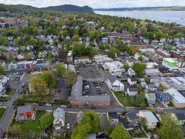 More Photos Of 9-15 Mill St, Nyack Office For Lease