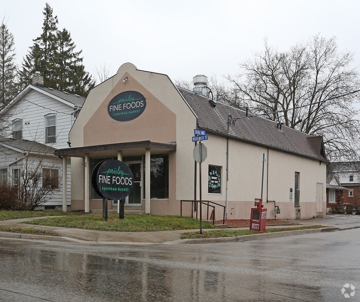 Primary Photo Of 563 Woolwich St, Guelph Freestanding For Lease