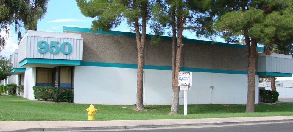 Primary Photo Of 950 W Birchwood Ave, Mesa Warehouse For Lease