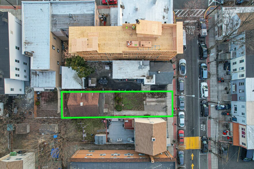 More Photos Of 206 Bergenline Ave, Union City Land For Sale
