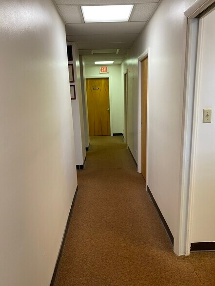 More Photos Of 3712 S Main St, Blacksburg Loft Creative Space For Sale