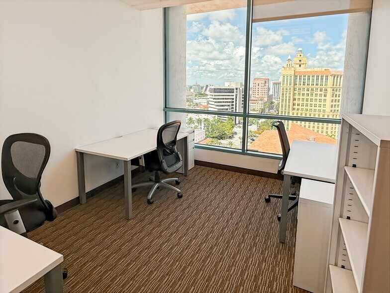 More Photos Of 1 Alhambra Plz, Coral Gables Coworking Space