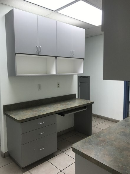 More Photos Of 1310 W St Marys Rd, Tucson Medical For Lease