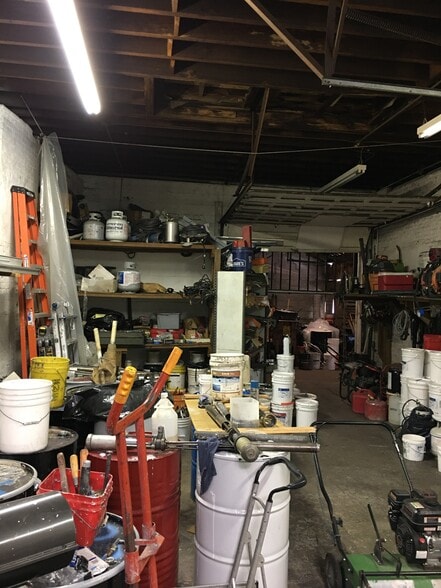 More Photos Of 38 Esther St, Newark Service For Sale