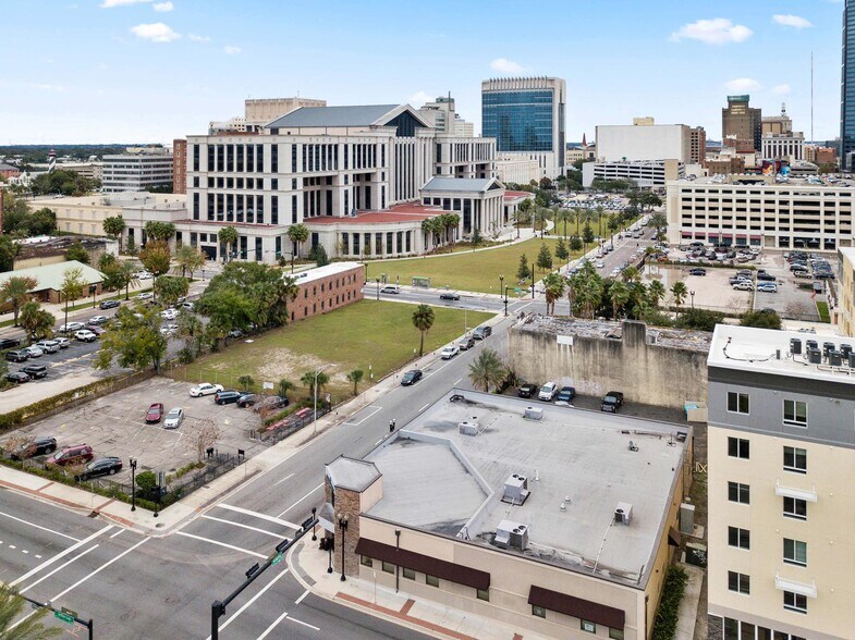 More Photos Of 630 W Adams St, Jacksonville Office For Lease