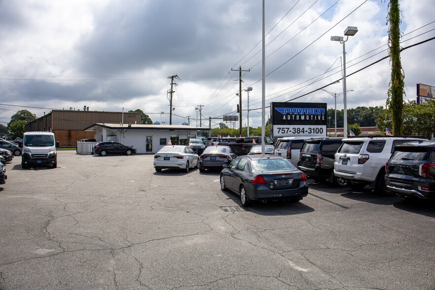 More Photos Of 5048 Virginia Beach Blvd, Virginia Beach Auto Dealership For Lease