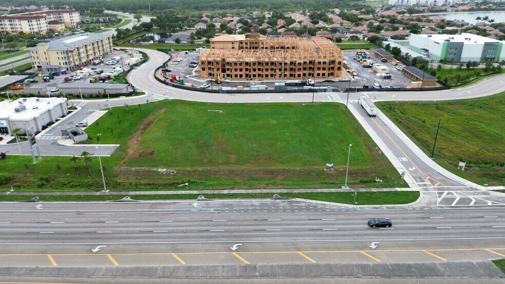 More Photos Of 2350 Champion Ring Rd, Fort Myers Land For Lease